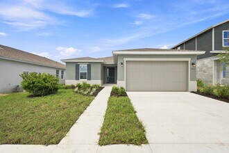 Building Photo - 5342 SW 71st Ave