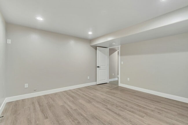 Foto del edificio - 1316 W Quailhill Rd