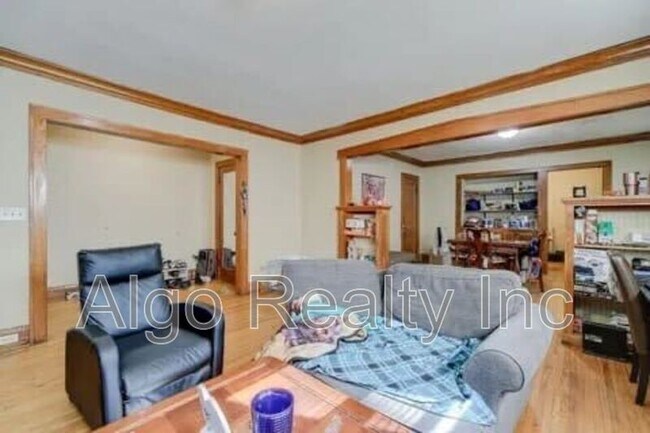 Foto del edificio - 2646 Dupont Ave N