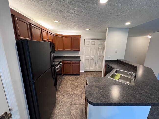 Foto del edificio - 3388 Fishinger Mill Dr