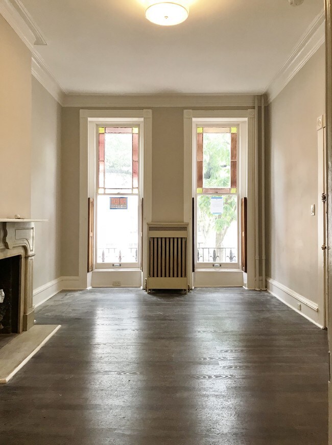 1st floor parlor - 1802 Bolton St