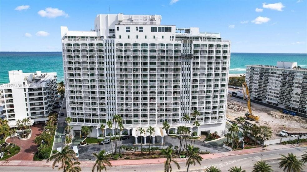 Photo - 5401 Collins Ave