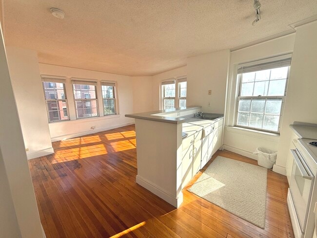 Foto del edificio - 534 Beacon St