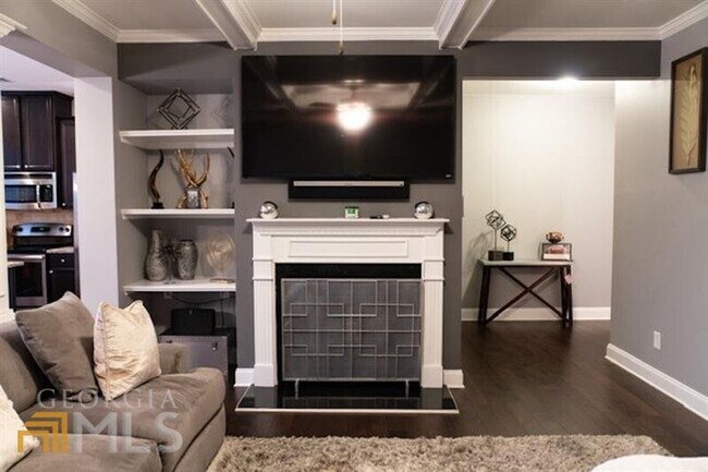 Foto del edificio - 2393 Whiteoak Bend