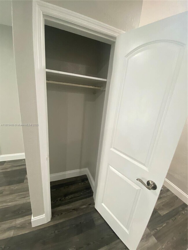 Foto del edificio - 280 SE 6th Ave