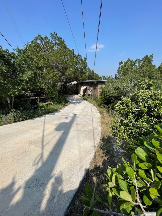 Foto del edificio - NEW ON MARKET