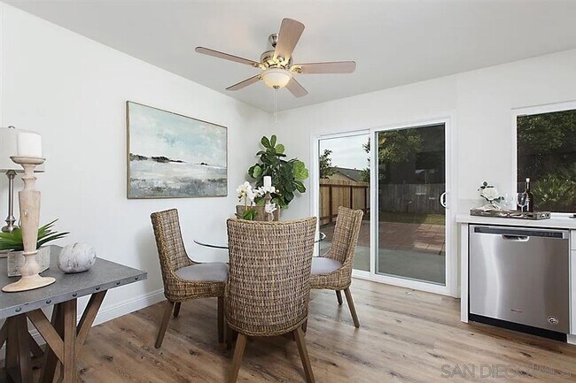 Foto del edificio - Welcome to your future home! Beautiful 3-bedroom, 2-bathroom house - Don't Miss out