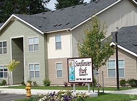 Building Photo - Sunflower Park