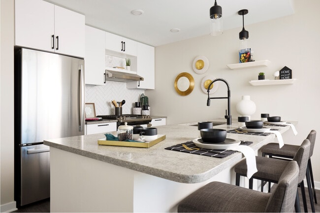 Interior Photo - Easton