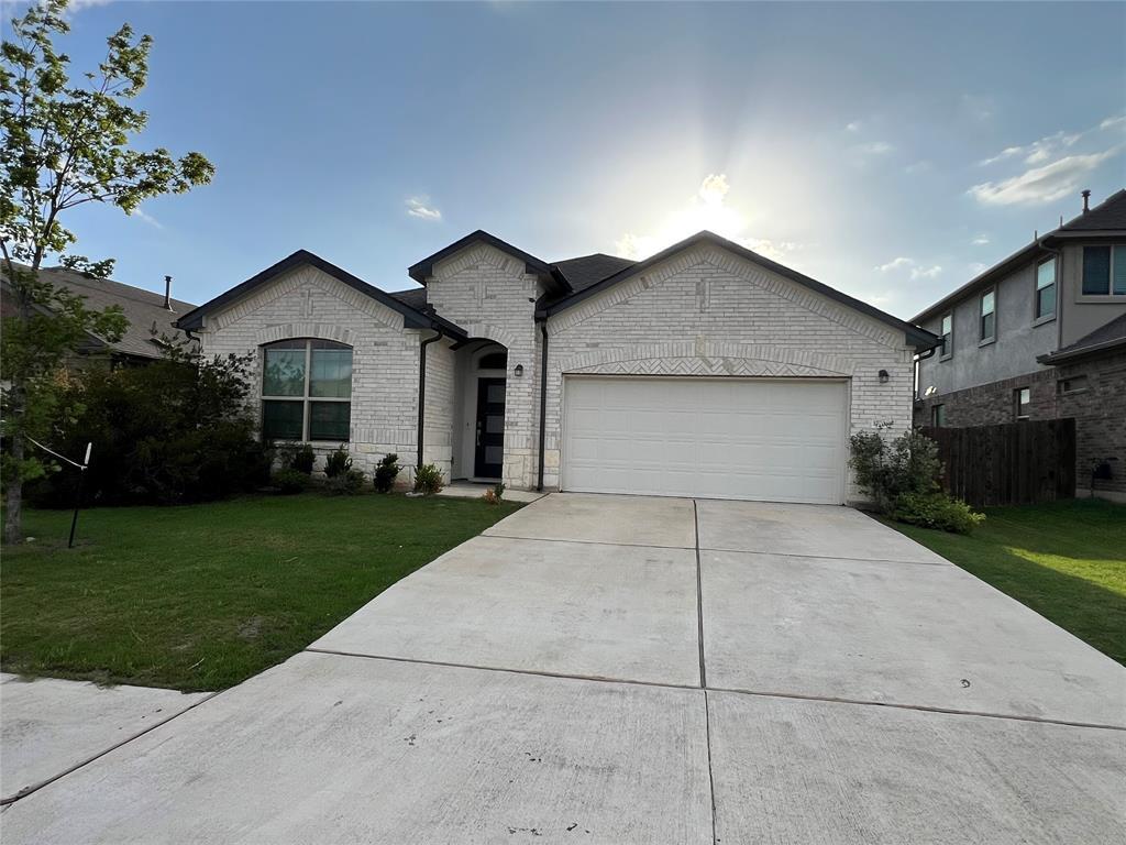 Foto principal - 17708 Avalar Ave.