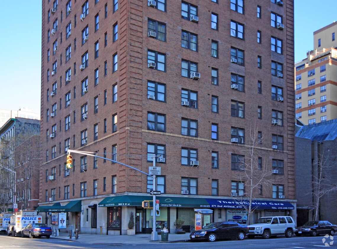 Building Photo - Gramercy Court