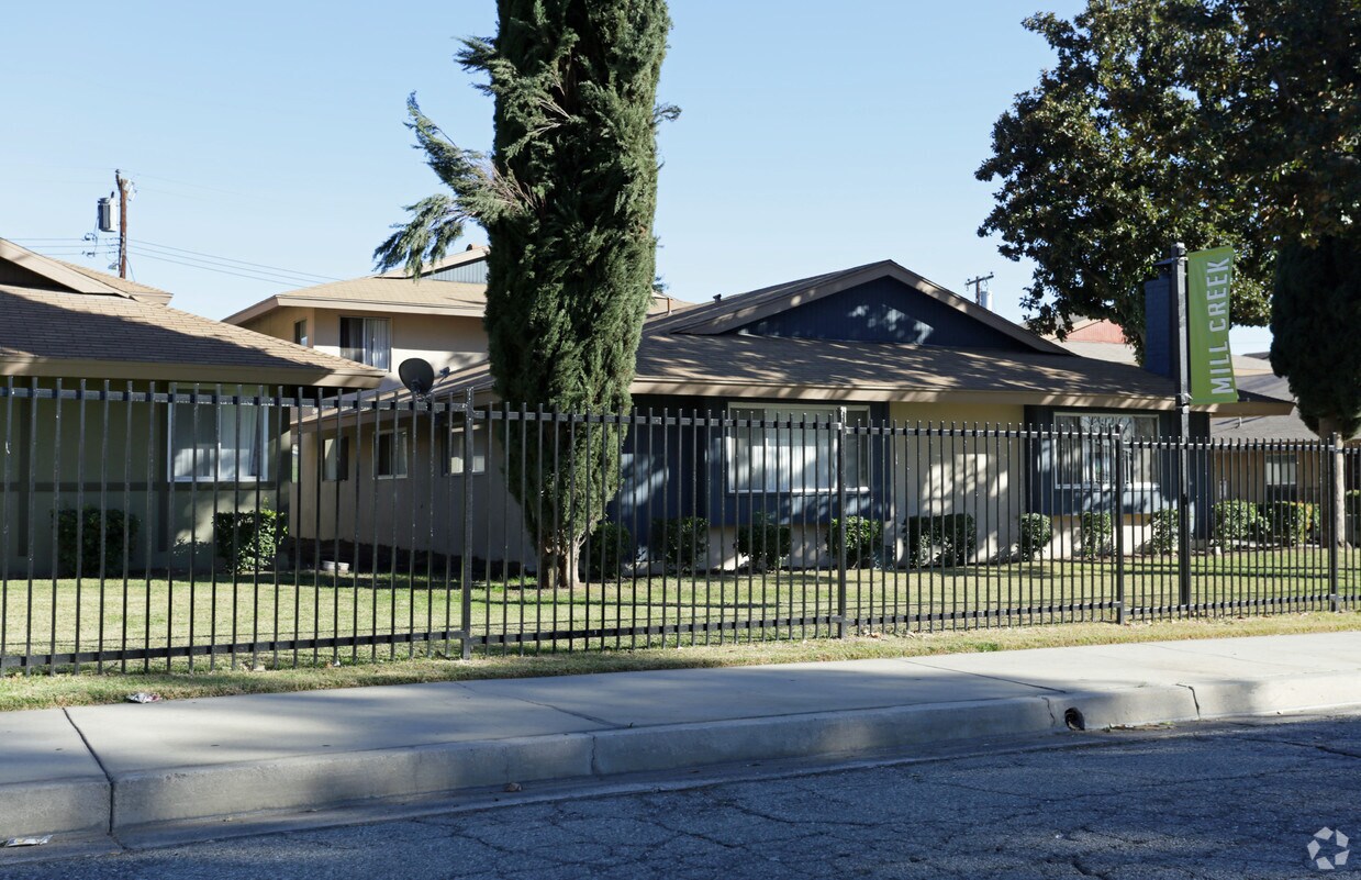 2141 Guthrie St, San Bernardino, CA 92404 Apartments in San Bernardino, CA