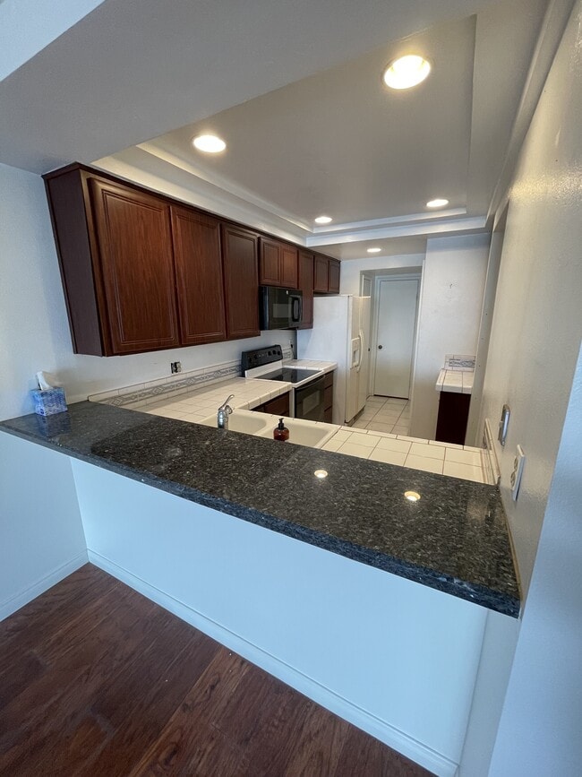Building Photo - 3098 Rue D’Orleans