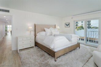 Building Photo - 3450 Gulf Shore Blvd N