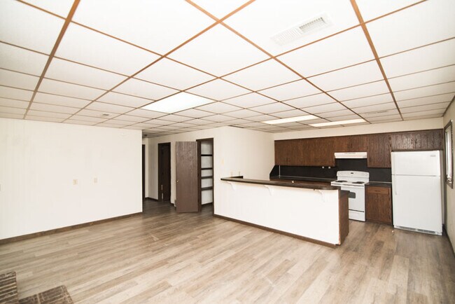 Foto del edificio - 2610 Schott Rd