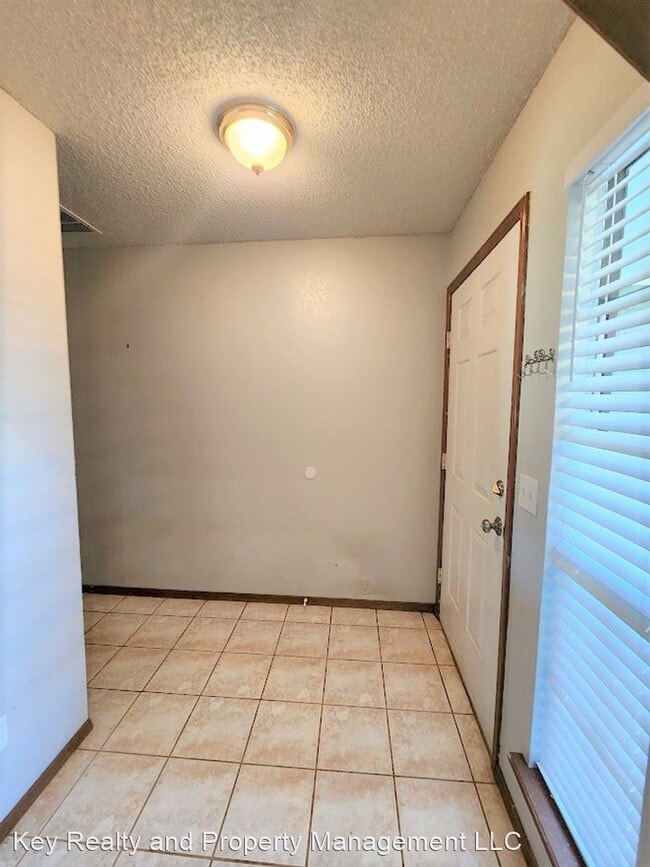 Foto del edificio - 3 br, 2 bath House - 7528 NW 116th Street