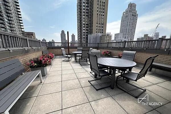Foto del edificio - 150 E 85th St