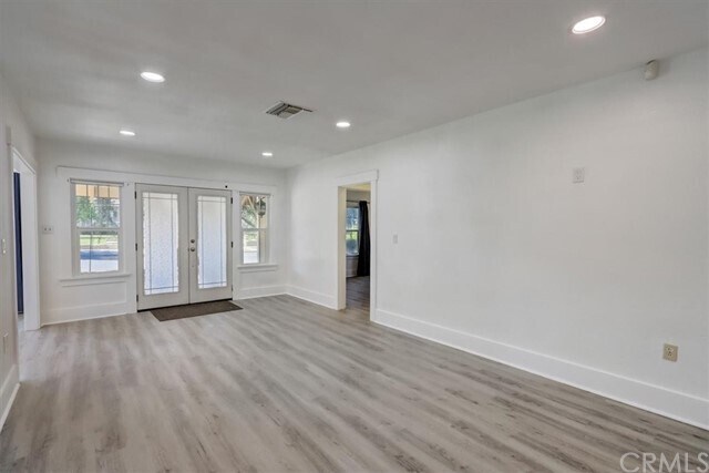 Building Photo - 809 E Colton Ave