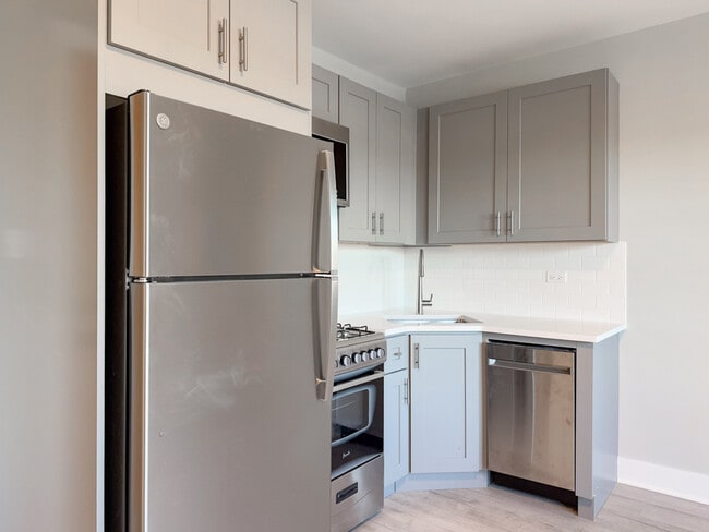 Building Photo - 369 Hazel Ave