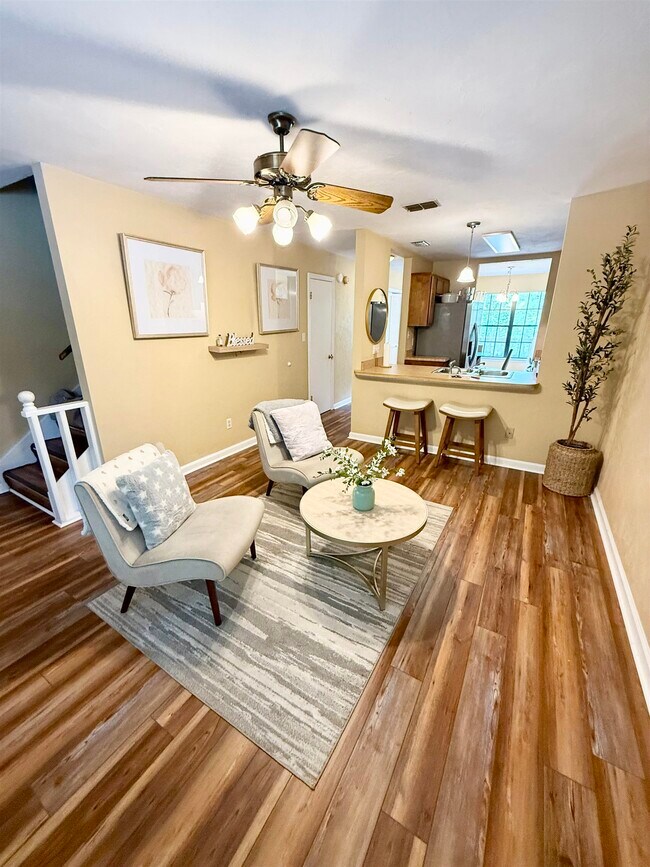 Building Photo - 424 Victory Garden Dr