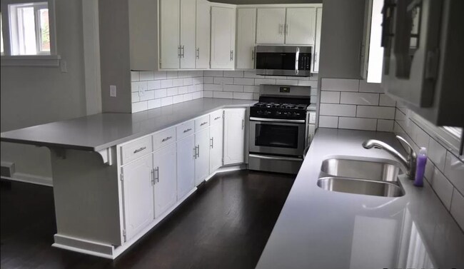 Foto del edificio - Thoughtfully Designed 3-Bedroom with Uniqu...