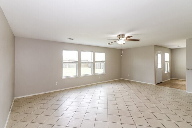 Foto del edificio - 20318 Clydesdale Ridge Dr