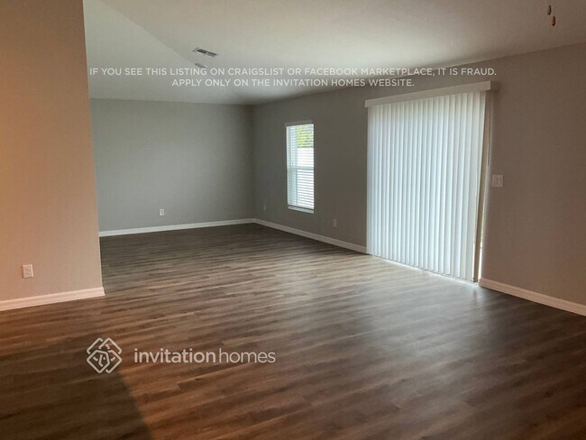 Foto del edificio - 214 SW 15th Pl