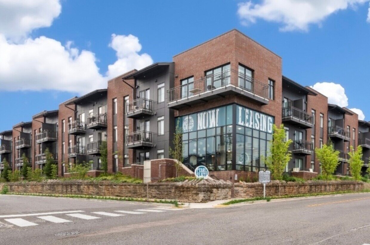 Foto del edificio - 1700 Pearl St