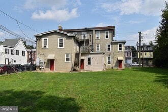 Building Photo - 200 E Broad St