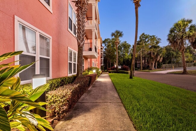 Building Photo - Bell Riverside