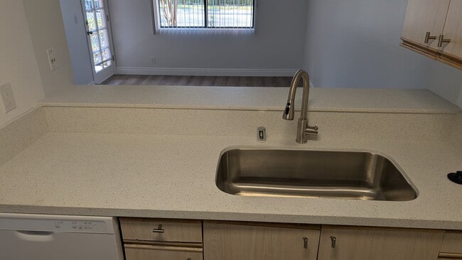 Foto del edificio - 22816 Market St