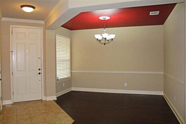 Building Photo - 2968 Sicily Way