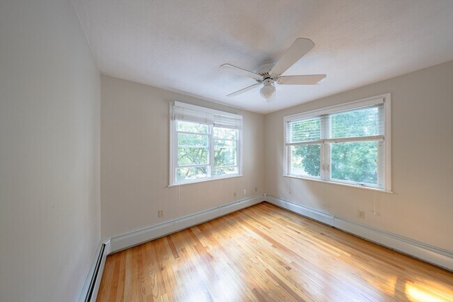 Foto del edificio - 6 Peachtree Ln