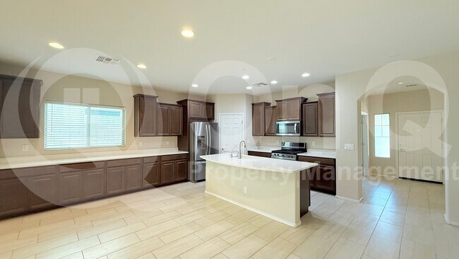 Building Photo - 6613 W Sonoma Way