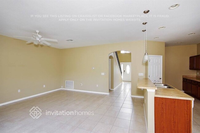 Foto del edificio - 1423 Merrimack Ln