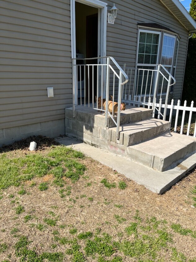 Foto del edificio - 16230 Rd 598