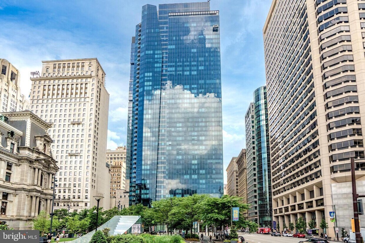 Foto principal - 1414 S Penn Square