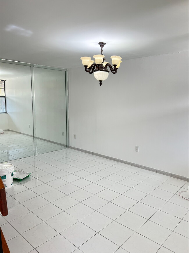 Building Photo - 12253 SW 16th Terrace