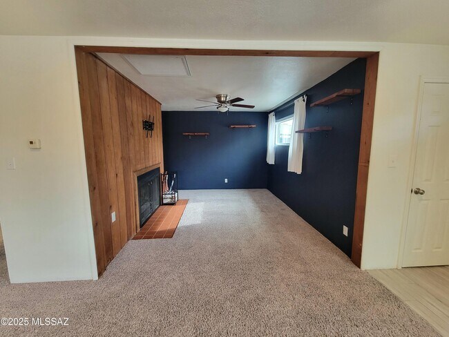 Foto del edificio - 5352 E Waverly St