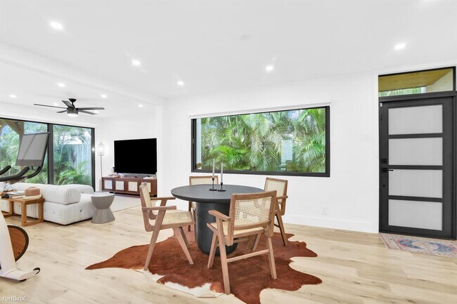 Foto del edificio - 2 br, 2 bath House - 489 Kingsbridge St