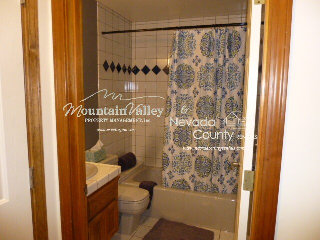 Foto del edificio - 1 Bedroom, 1 Bathroom Apartment at Private Home in Grass Valley