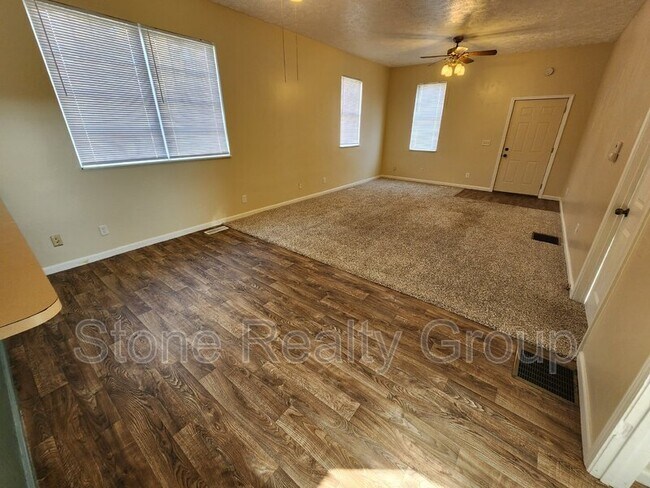 Building Photo - 42 N 11th St