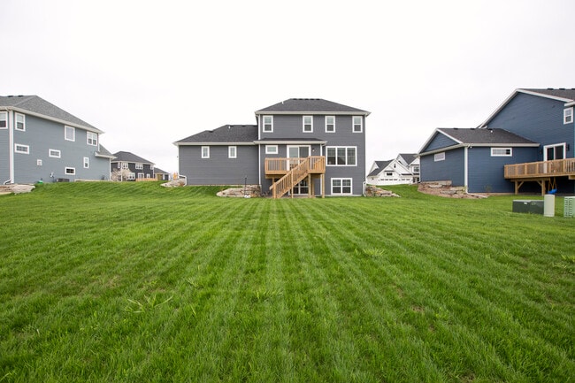Building Photo - 10601 Tree Sparrow Dr