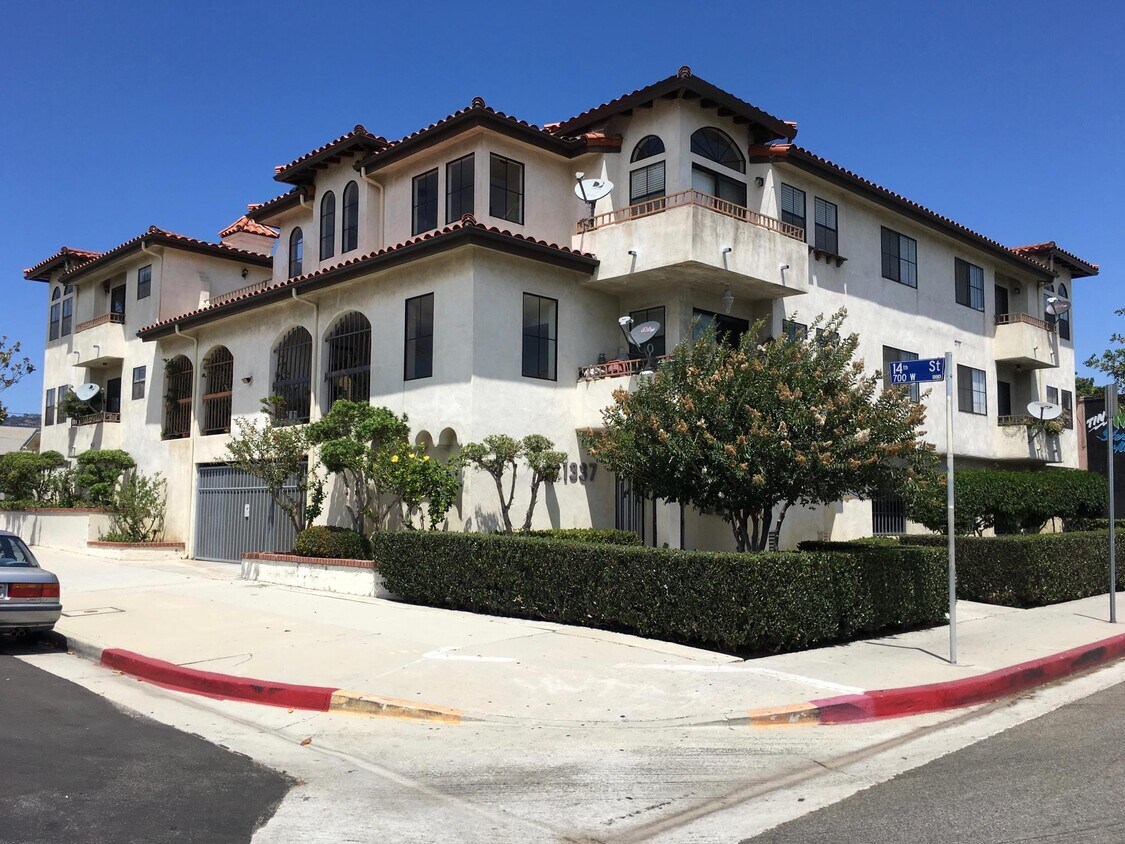 Primary Photo - 1337 S Gaffey St