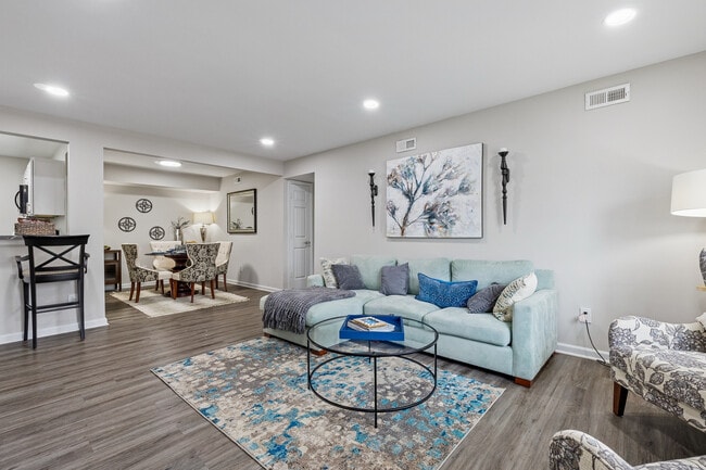 Interior Photo - ReNew Newport News