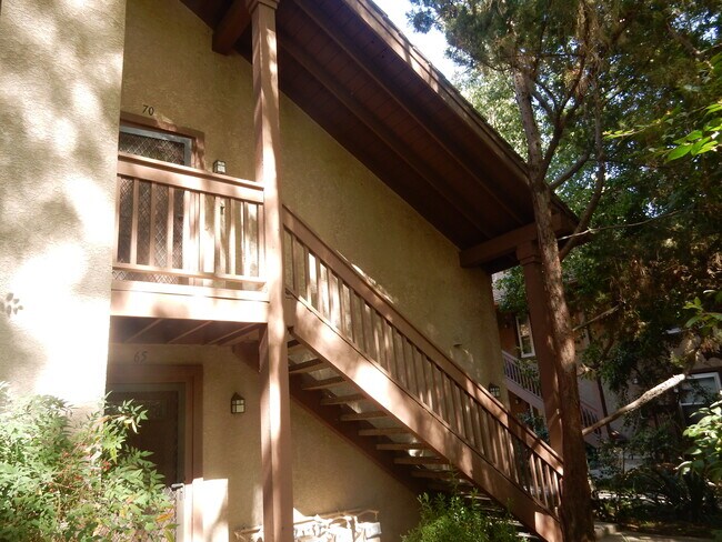 Building Photo - 7150 Carlson Cir