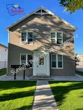 Building Photo - 216 N 33rd St