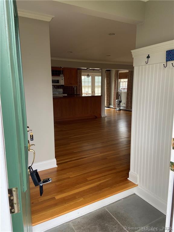 Foto del edificio - 227 Partridge Ln