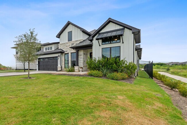 Building Photo - 8400 Ambergill Ct