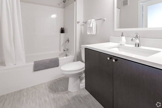 Interior Photo - 3828 Apartments